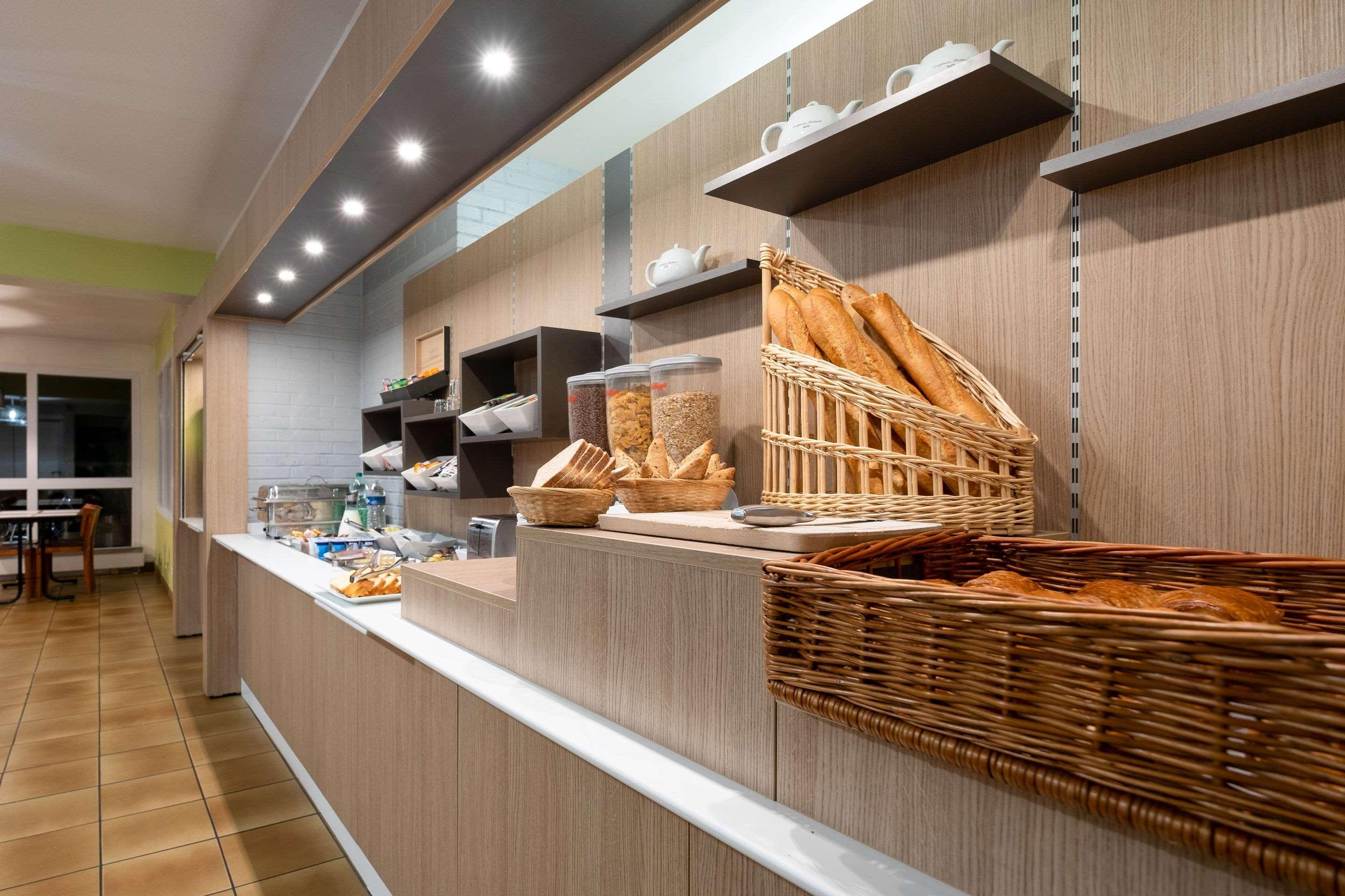 Comfort Hotel Lille Lomme Ngoại thất bức ảnh