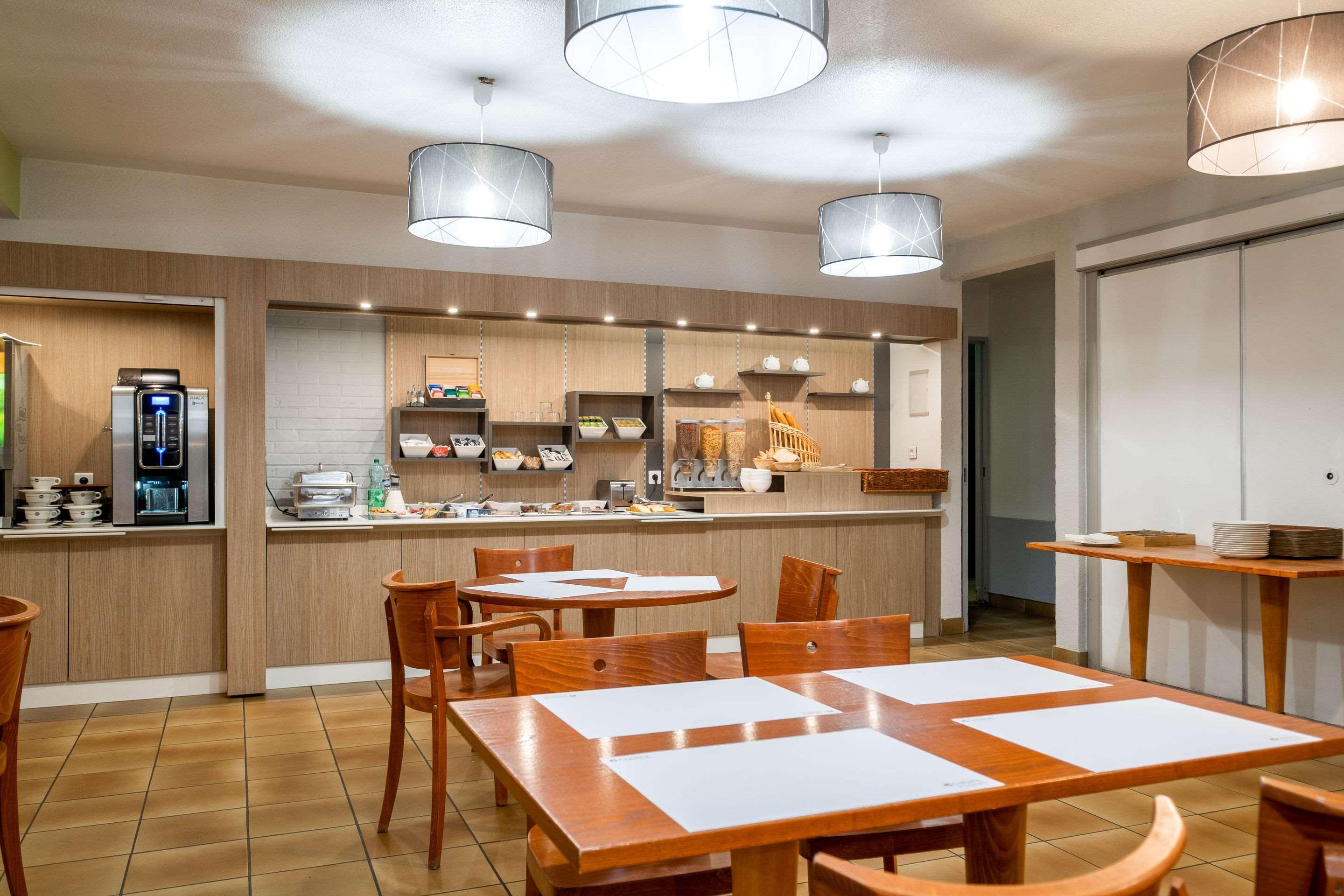 Comfort Hotel Lille Lomme Ngoại thất bức ảnh