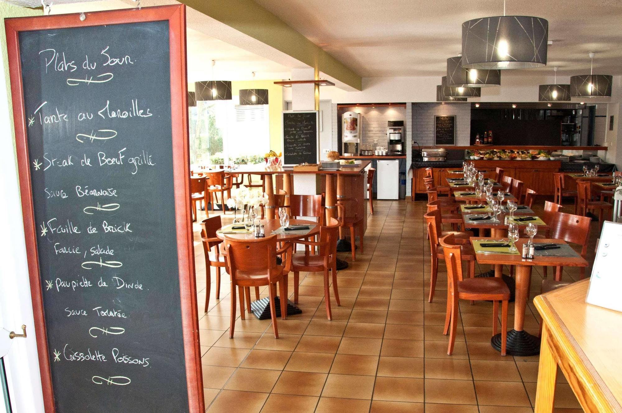 Comfort Hotel Lille Lomme Ngoại thất bức ảnh